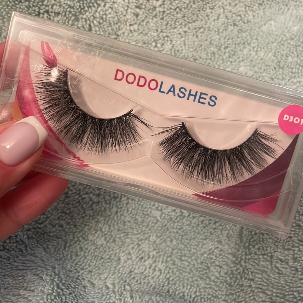 Sexy eyelashes by Dodo lashes